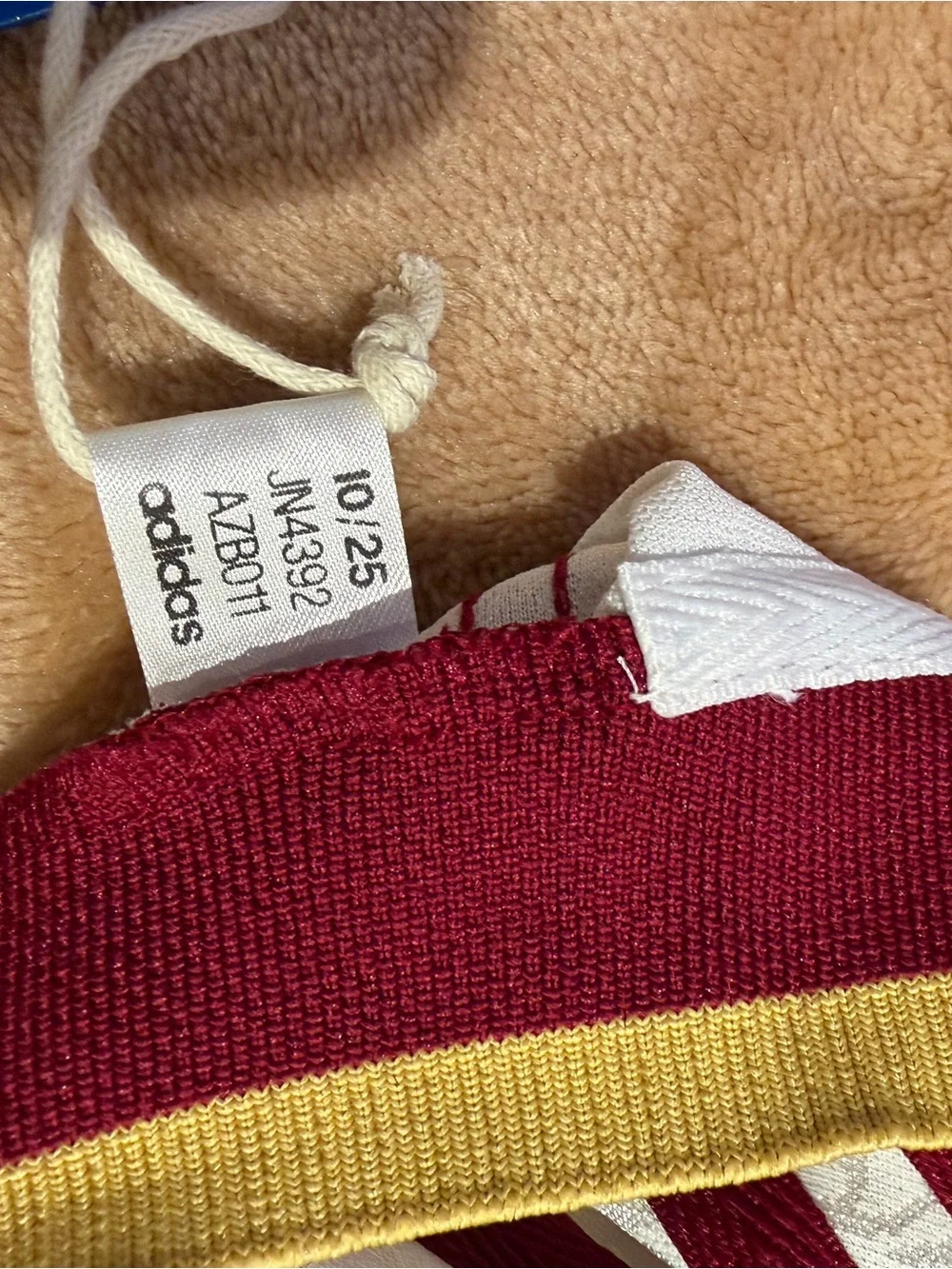 Spain 2026 Away Authentic Adidas Jersey - Picture 12 of 13